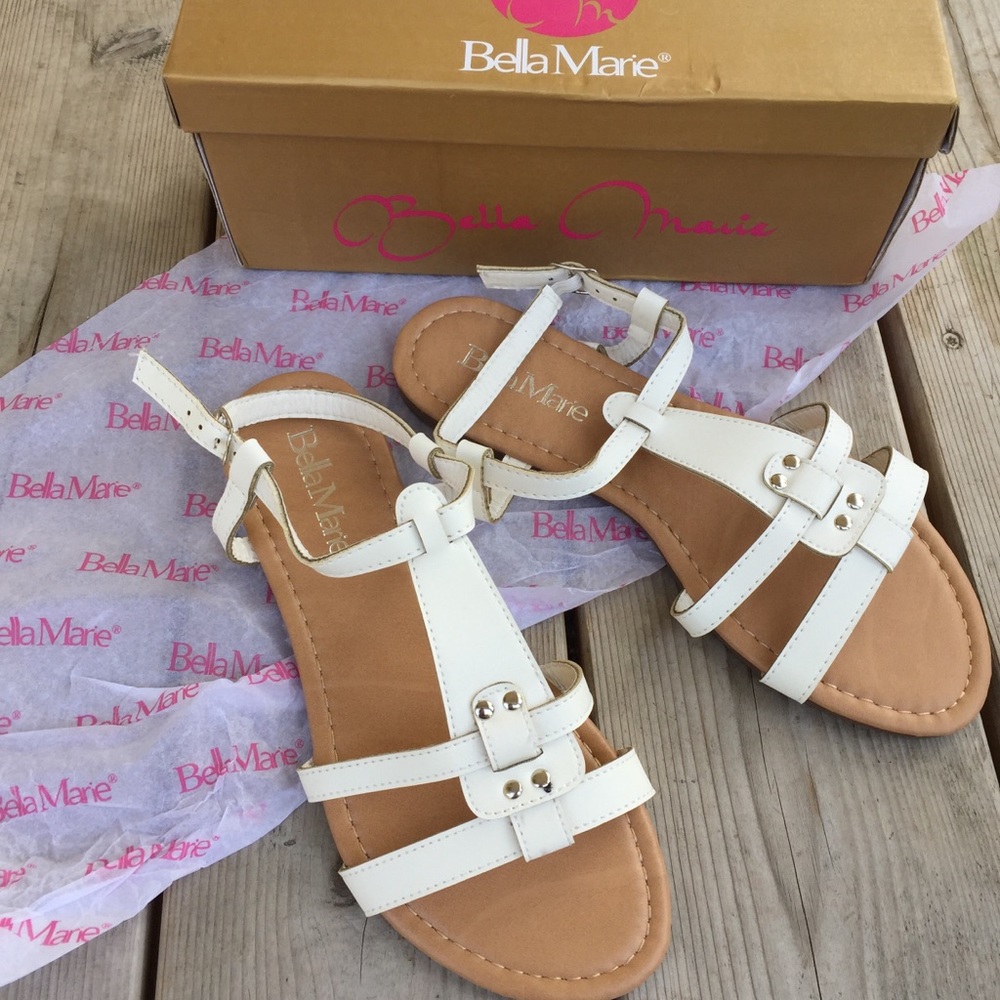 Bella Marie White Flat Sandals